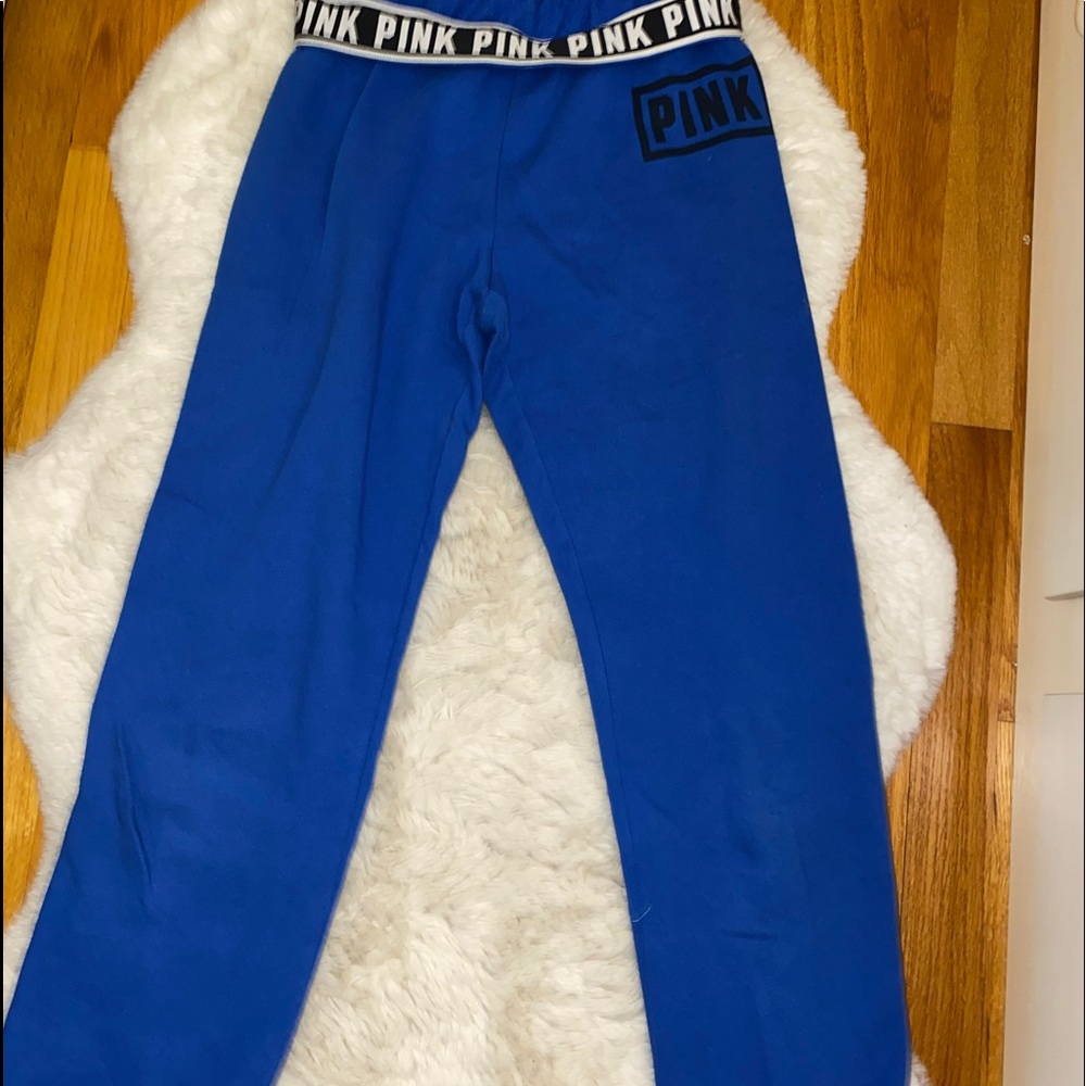 BLUE PINK VS JOGGERS